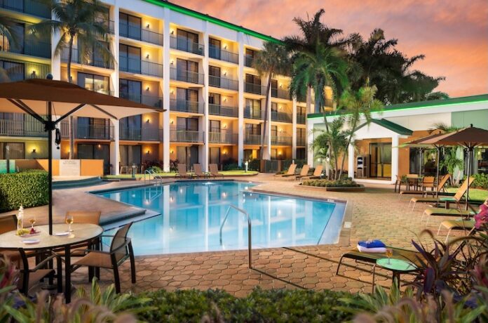 Crestline Hotels & Resorts Takes Over Management of Courtyard Fort Lauderdale East, Elevating Guest Experience