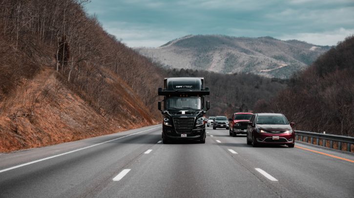 Daimler Truck Delivers Next-Generation Autonomous-Ready Freightliner Cascadia to Torc Robotics