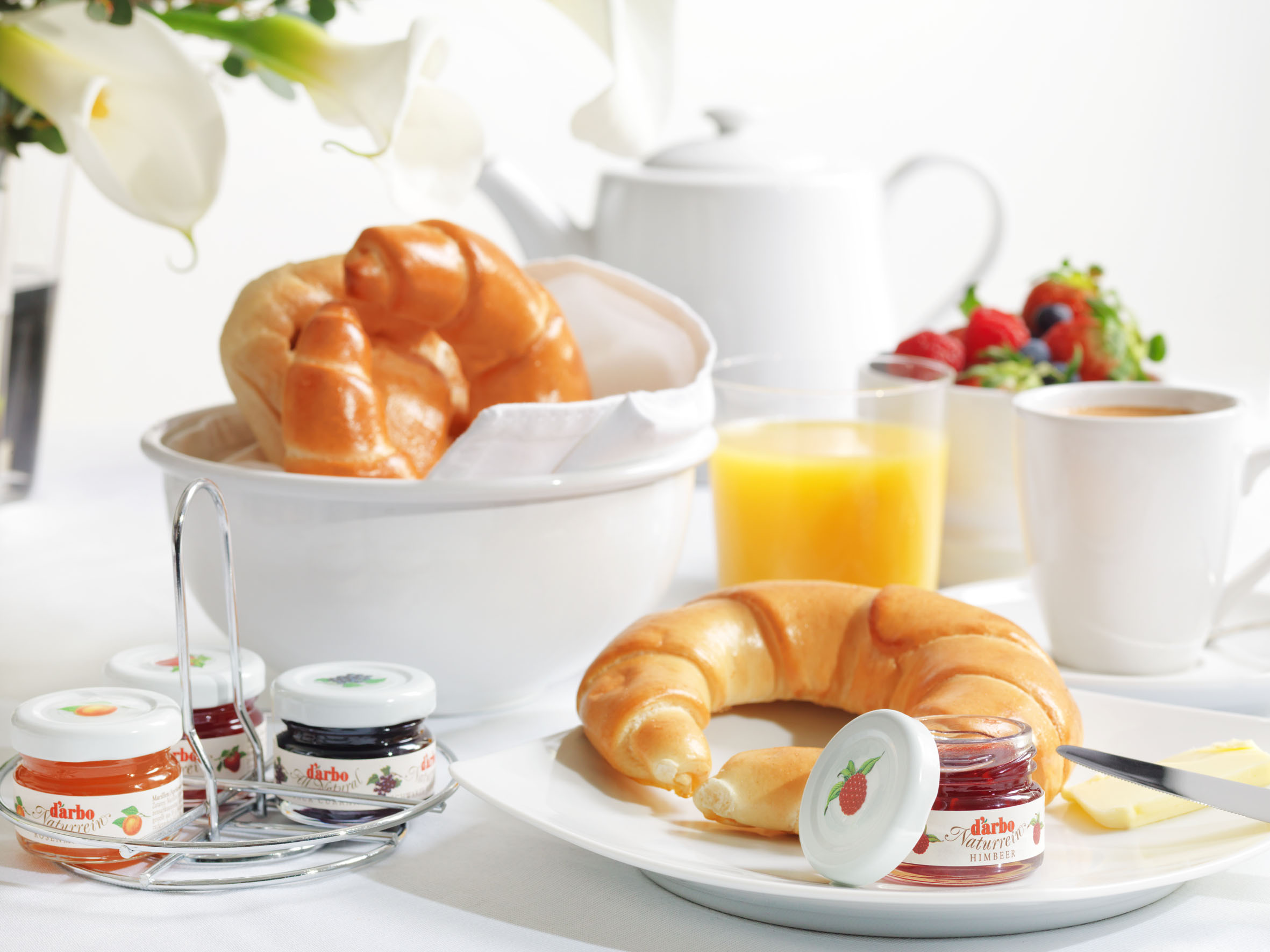 O.J. BEER WINS SECOND SWEDISH TENDER