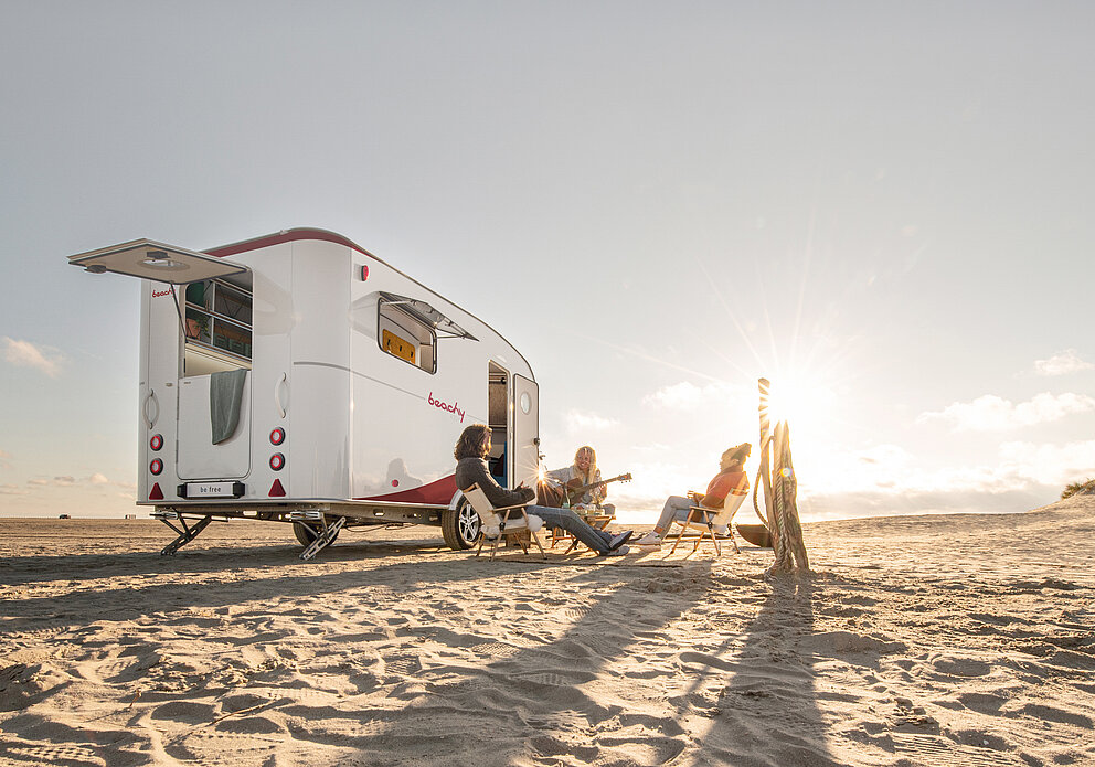 New BEACHY 420+ Caravan Delivers Sunset Vibes and More Flexibility for Families and Friends