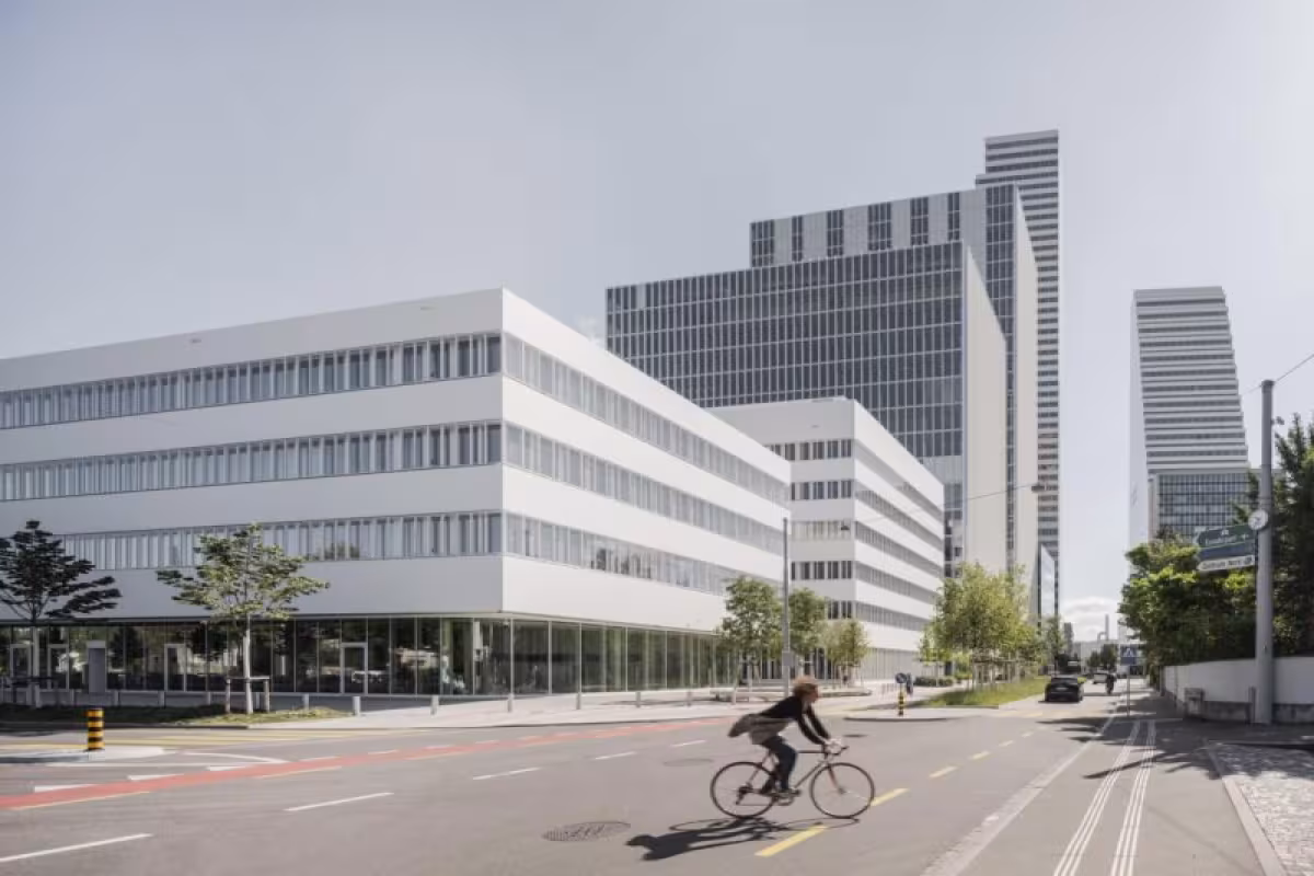 Roche Opens New Pharma Research and Early Development Center in Basel
