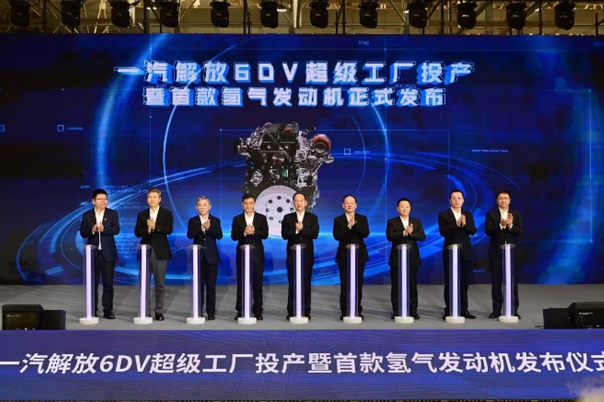 FAW Jiefang Launches 6DV Super Factory and Unveils Groundbreaking Hydrogen Engine