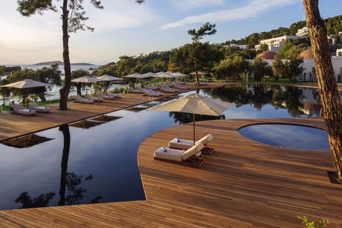 Accor to Expand Presence in the Americas with Acquisition of 17 Hotels