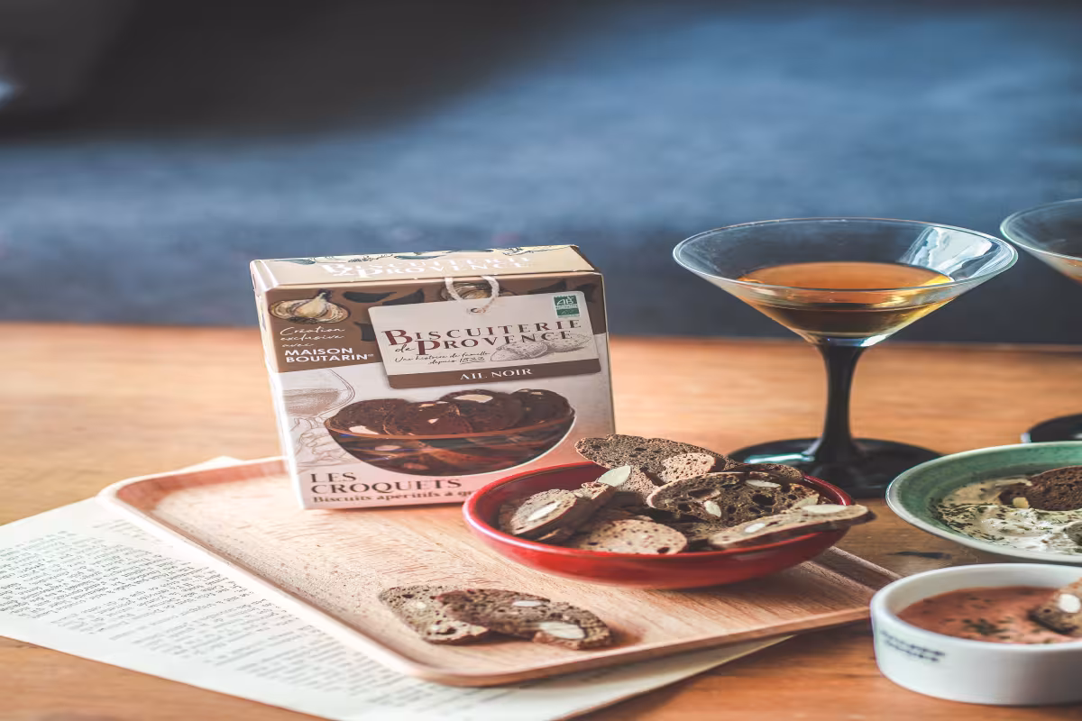 Biscuiterie de Provence reinvents the aperitif with its croquets born from a local approach!