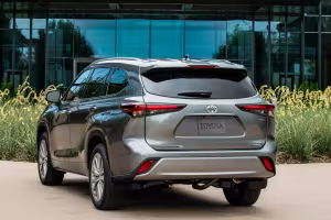 Celebrate the Best of Toyota Highlander with Limited 25th Edition Hybrid