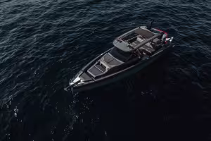 BRABUS Marine Unveils the Phantom Gray Signature Edition of the BRABUS Shadow 1000 Superboat
