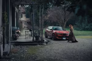 Alfa Romeo and Noemi Ignite Passion in “Se t’innamori muori” Music Video