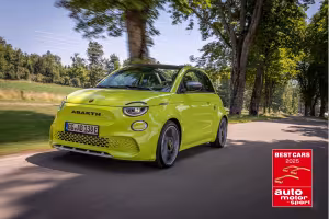 Abarth 500e Crowned Best "Mini Car" in Auto Motor und Sport's Prestigious Awards