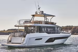 THE X-LINE SERIES BY PRESTIGE YACHTS REDEFINES LUXURY AND WELL-BEING AT SEA