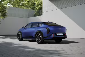 Kia EV4 and EV4 Fastback: Bold Design, Smart Tech, and Up to 633 km Range for Everyday Electric Driving