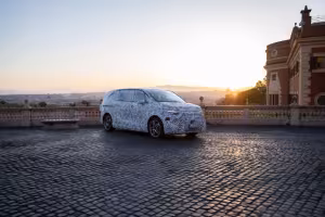 Mercedes-Benz VLE Impresses on Long-Distance Test Drive to Rome