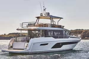 THE X-LINE SERIES BY PRESTIGE YACHTS REDEFINES LUXURY AND WELL-BEING AT SEA