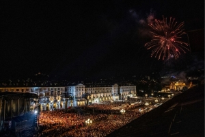 FIAT Lights Up Turin: Over 40,000 Celebrate San Giovanni with Shaggy, Stars, and Fireworks