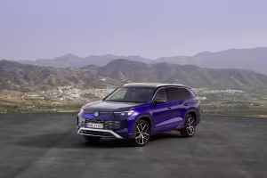 Volkswagen Unveils the New Tayron: A Versatile and Spacious SUV for the Modern Family
