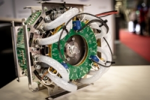 Cutting-edge technology: an axial flux traction motor with fully integrated power electronics 
