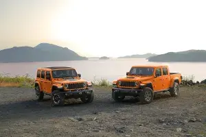 The Joose is Loose: Jeep® Brand Celebrates 4x4 Day With New Limited-edition Orange Color for Wrangler and Gladiator