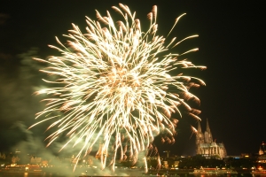 Kölner Lichter 2025: Spectacular Fireworks Return with “The Phoenix Project”