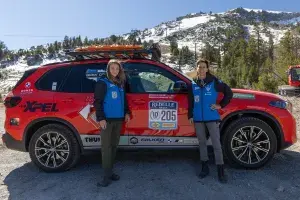 The BMW X5 Conquers the Desert: A Stock SUV’s Daring Victory at the 2025 Rebelle Rally