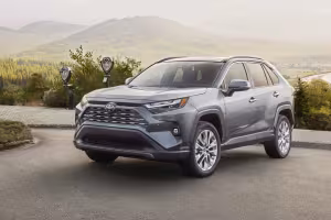 Tackle Everyday Streets and Weekend Retreats in the 2025 Toyota RAV4