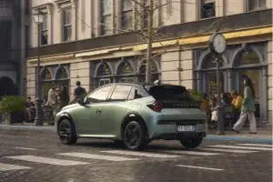 Lights, Camera, Ypsilon! Lancia Takes You Behind the Scenes of its Latest Commercial