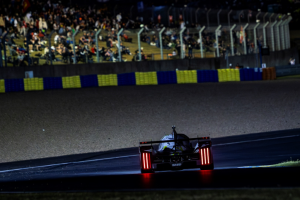 Peugeot 9X8 Powers Through the Night at 24 Hours of Le Mans