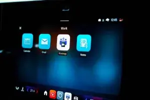 Mercedes-Benz Takes In-Car Productivity to the Next Level with Microsoft Integration