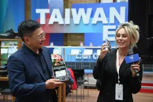 Taiwan's leading companies that received the Taiwan Excellence Award wowed visitors with groundbreaking innovations such as a laptop with a 3D display and an environmentally friendly digital camera made of cardboard at the Taiwan Expo held in June in Berlin. The event was organized by the International Trade Administration of the Ministry of Economic Affairs (TITA) and the Taiwan External Trade Development Council (TAITRA). In an exclusive interview, Felix Chiu, Executive Vice President of TAITRA, provides 