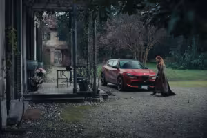 Alfa Romeo and Noemi Ignite Passion in “Se t’innamori muori” Music Video