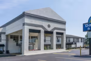 Laurel Real Estate Co. Facilitates Sale of Days Inn Columbus East Airport