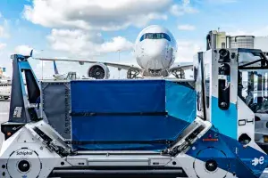 Royal Schiphol Group Revolutionizes Baggage Handling with Auto-DollyTug Deployment