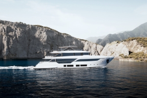 Custom Line Navetta 35 Promises “Wide Open” Cruising Comfort—With Light-Filled Spaces That Feel Like a Seaside Home