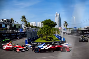 Vergne Scores Points as Citroën Racing Battles Through a Chaotic Sanya E-Prix