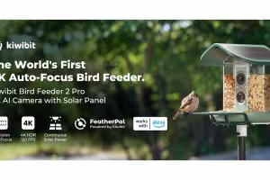 Kiwibit's New Smart Feeder Shoots 4K Video of Your Backyard Birds
