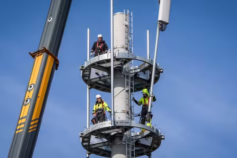 Telekom Accelerates 5G Expansion, Building Five New Mobile Sites Daily