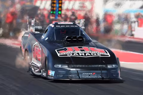 Tony Stewart Hits Las Vegas Jackpot, Makes Racing History Scoring First NHRA Top Fuel Win in TSR Dodge//SRT Dragster