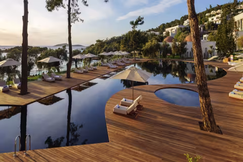 Accor to Expand Presence in the Americas with Acquisition of 17 Hotels