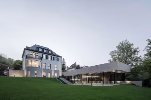 Breathing New Life into Tradition: JUNG's Gründer Villa Becomes a Visionary Hub