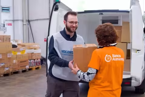 Nestlé Launches Global Food Bank Alliance to Fight Hunger and Reduce Food Waste