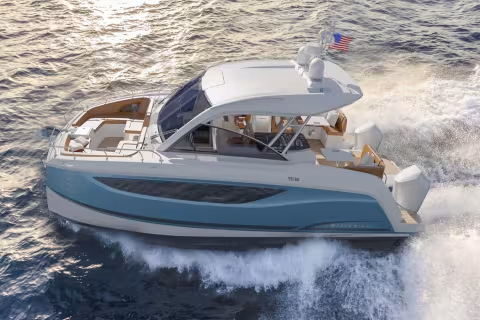 Four Winns Launches TH33 and TH38 Power Catamarans for the Ultimate On-Water Escape