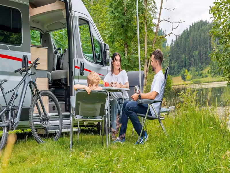 Dethleffs Introduces Globetrail 640 HR with Innovative Lift Bed at Caravan Salon 2024
