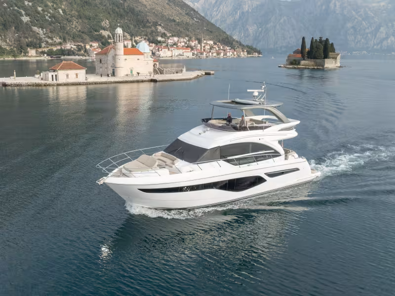Luxury Yacht Experience Enhanced with Comprehensive Technical Orientation and Premium Features