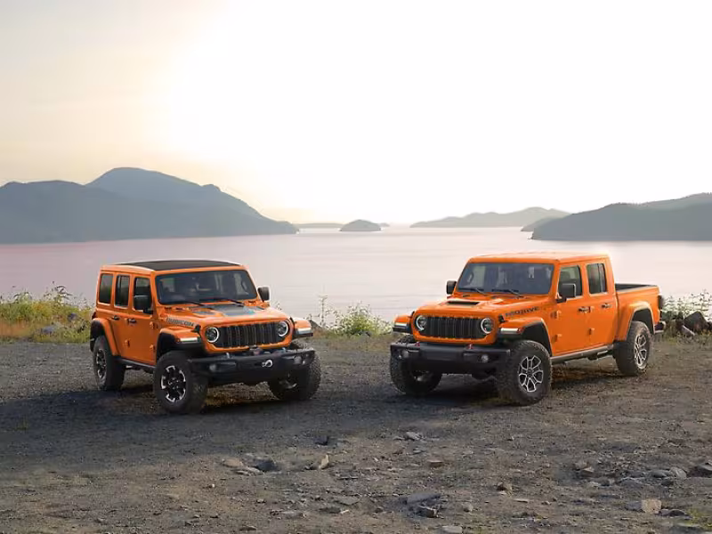 The Joose is Loose: Jeep® Brand Celebrates 4x4 Day With New Limited-edition Orange Color for Wrangler and Gladiator