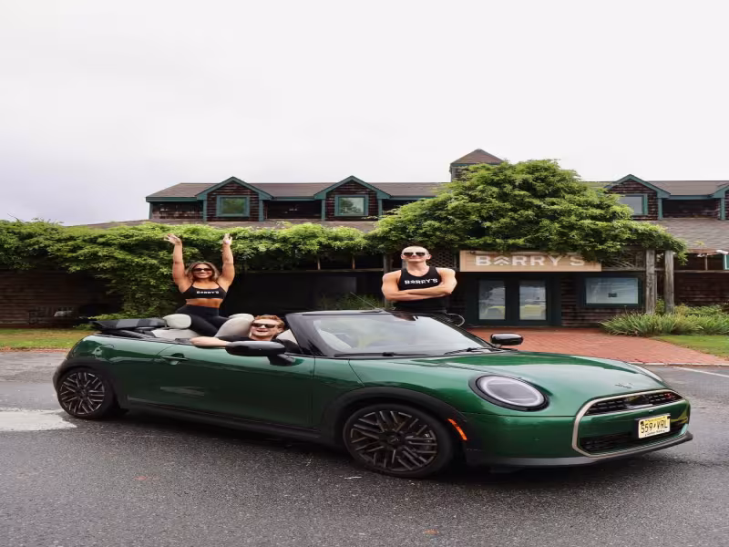 MINI and Barry’s Turn Up the Heat with a Summer Fitness Collab That Moves Body and Soul