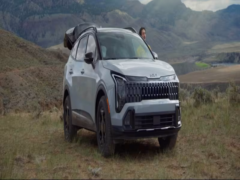 Kia Celebrates Life’s Milestones with a Joyful Road Trip in New 2026 Sportage Campaign