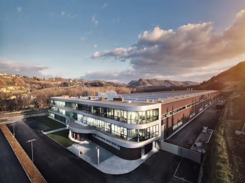 Ahorn Camp and Erwin Hymer Group Announce Long-Term Motorhome Partnership