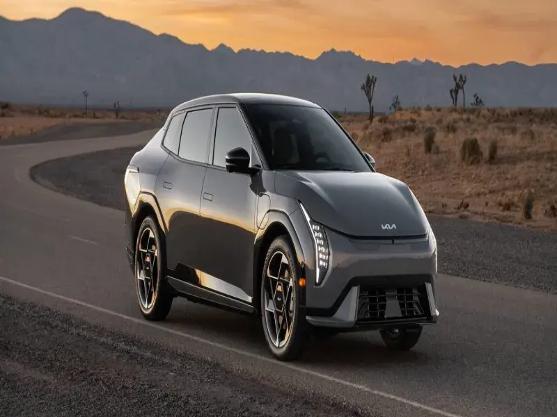 The All-Electric 2026 Kia EV4 Debuts in the U.S., Redefining What’s Possible for Everyday EV Drivers