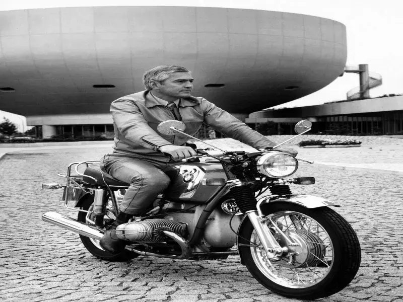 Bob Lutz: The Maverick Who Revolutionized BMW's Global Sales