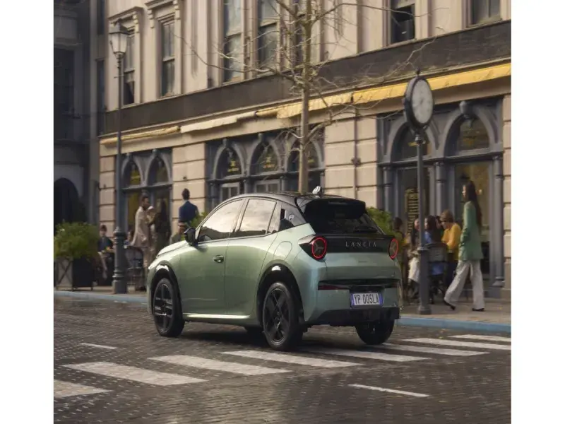 Lights, Camera, Ypsilon! Lancia Takes You Behind the Scenes of its Latest Commercial