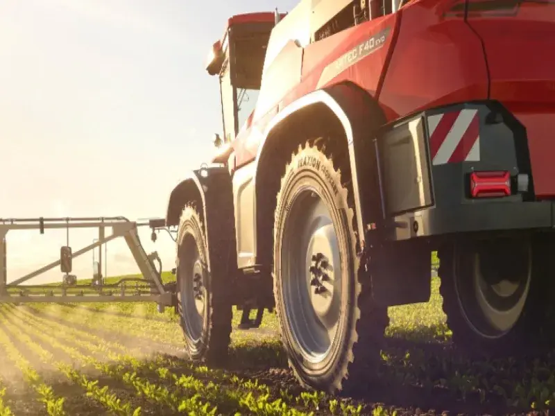 Vredestein Launches Traxion CropCare Tire for Sprayers