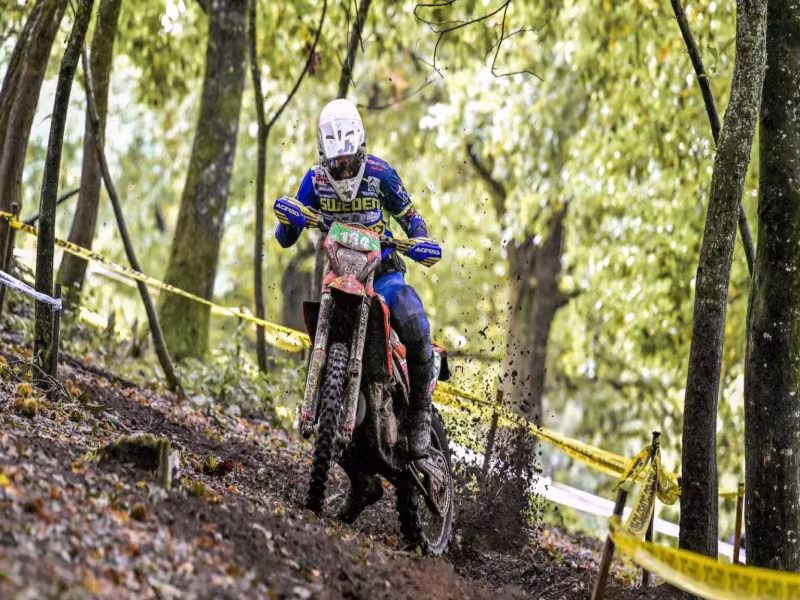 Dunlop Revs Up for Italy’s 6 Days Enduro with FIM Partnership Renewal